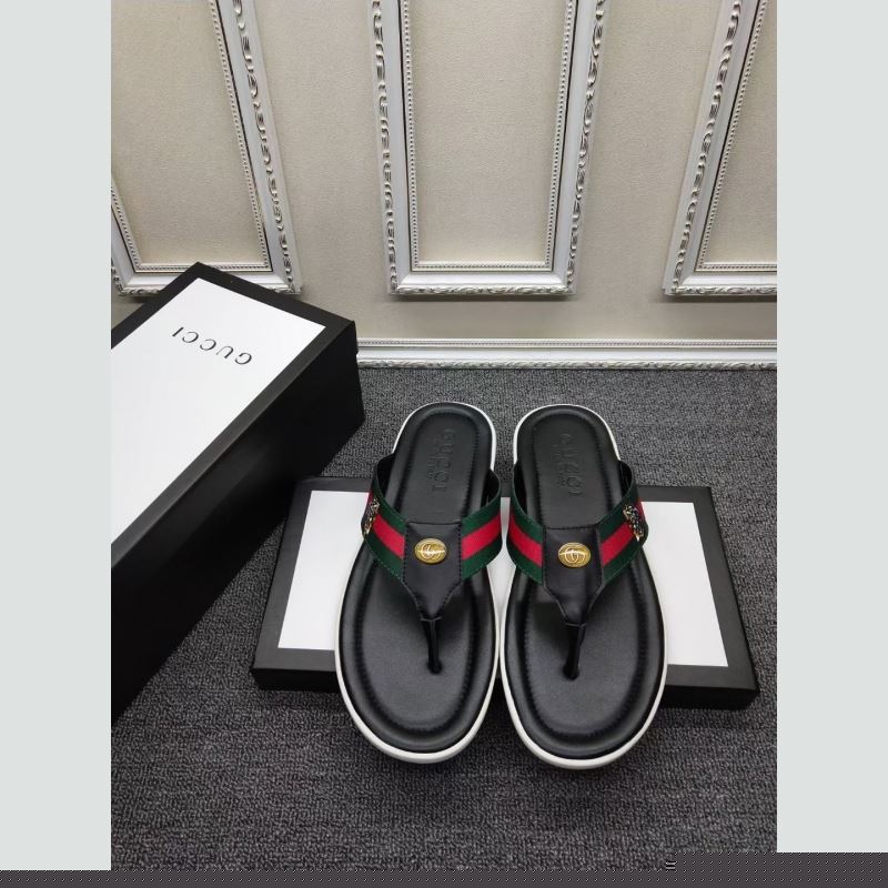 G*u*i slippers
